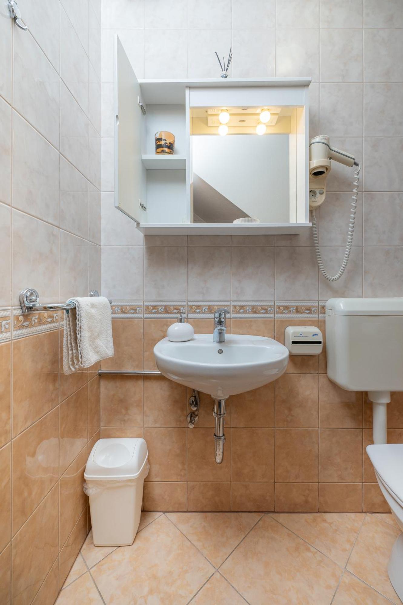 Rooms & Apartments Pr Matjon Μπλεντ Εξωτερικό φωτογραφία