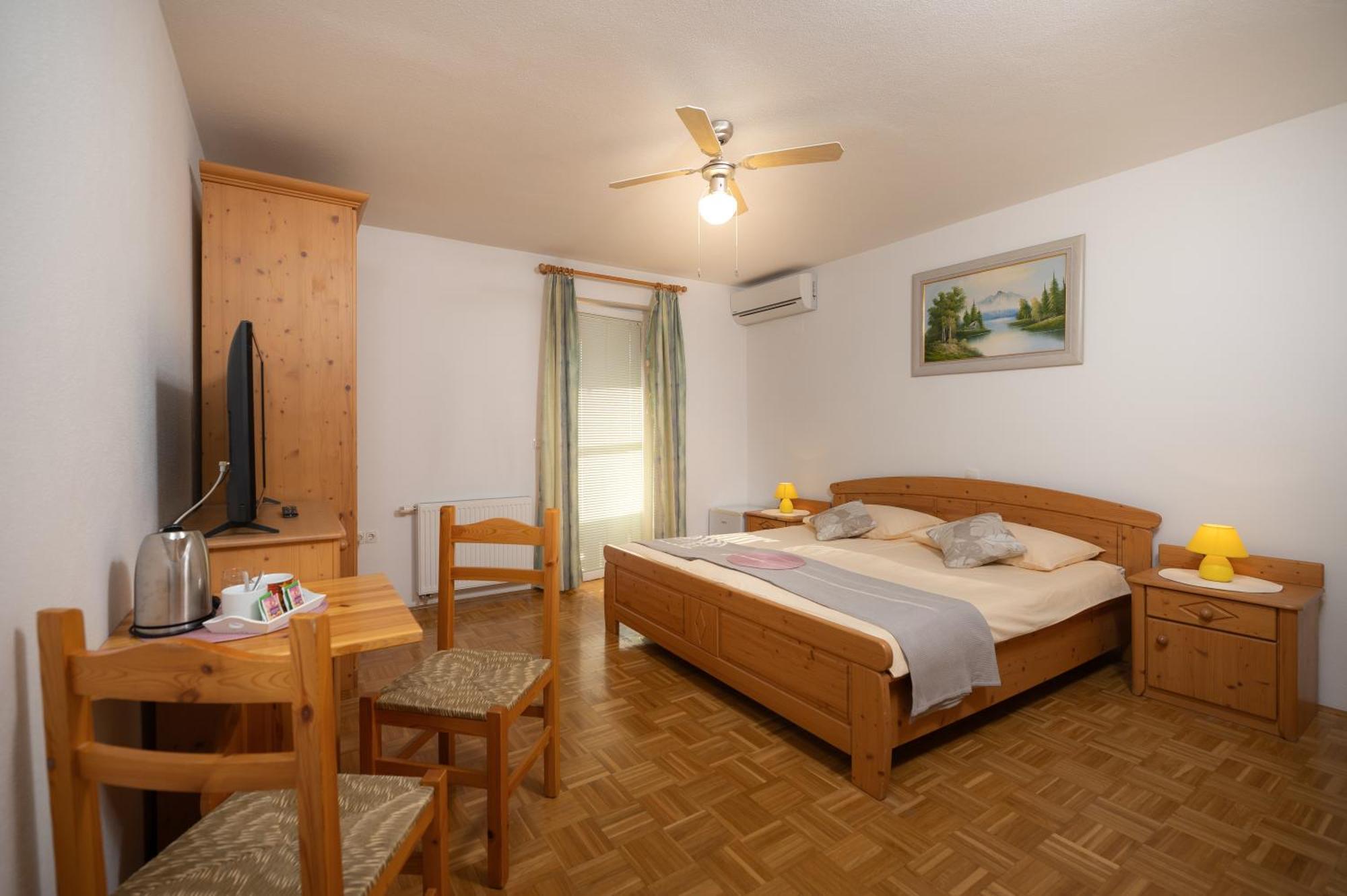 Rooms & Apartments Pr Matjon Μπλεντ Εξωτερικό φωτογραφία