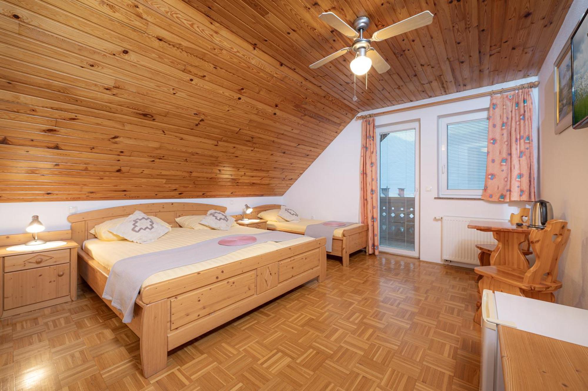 Rooms & Apartments Pr Matjon Μπλεντ Εξωτερικό φωτογραφία