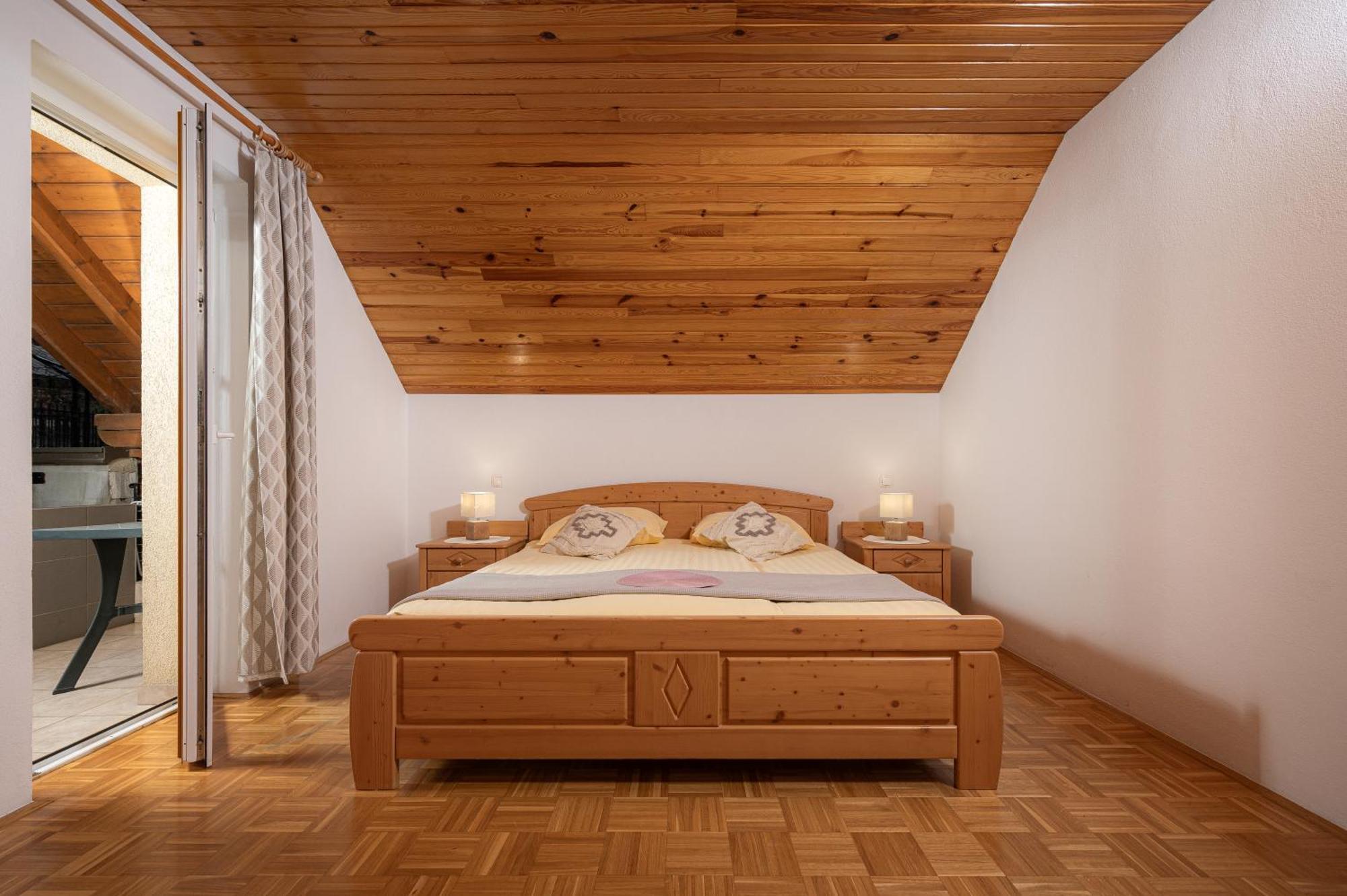Rooms & Apartments Pr Matjon Μπλεντ Εξωτερικό φωτογραφία